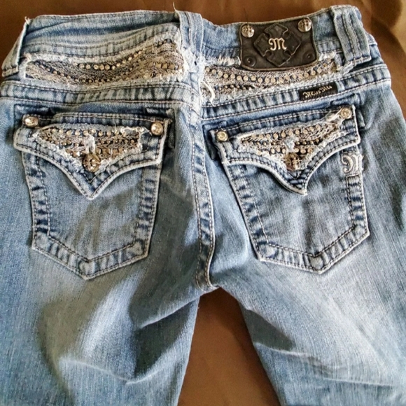 Miss Me Capri - Picture 3 of 3